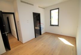 OPATIJA CENTAR - luksuzan stan na 3. katu, Opatija, Appartment