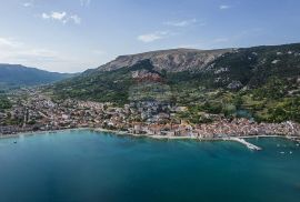 KRK - Baška - kuća 200m² - vrta 654m², Baška, Famiglia