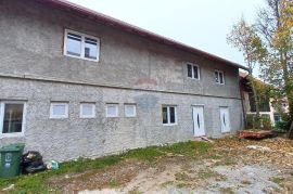 Delnice - centar novogradnja 270 m2 sa okućnicom 117 m2 - Prilika za investitore, Delnice, Haus