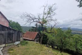 Gorski Kotar - Vrbovsko / kuća sa velikom okućnicom, Vrbovsko, Kuća