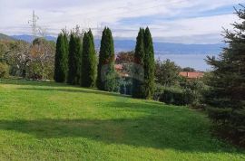 OPATIJA,OPRIĆ- stan 2S+DB sa vrtom, parkingom, terasom, pogledom na more, Opatija - Okolica, Kвартира