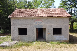 Istra, Višnjan - Samostojeća kuća sa 4900 m2 okućnice, Višnjan, Σπίτι