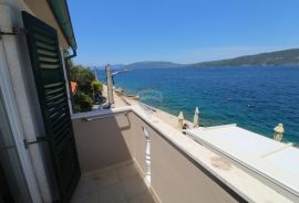 Otok Cres, Valun - dvoetažni stan uz more, Cres, Appartement