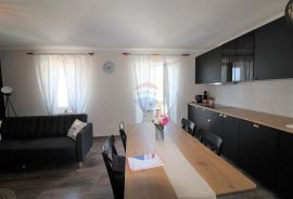 Otok Cres, Valun - dvoetažni stan uz more, Cres, Appartement