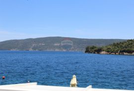 Otok Cres, Valun - dvoetažni stan uz more, Cres, Appartement