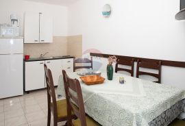 Otok Rab, Barbat,  obiteljska kuća 350m2, Rab, Casa