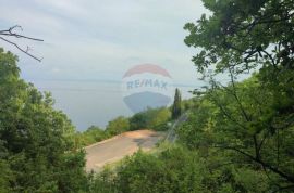 Opatija-Lovran-Medveja-građevni teren prvi red do mora, Lovran, Zemljište