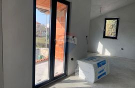 Poreč, okolica, novogradnja od 232 m2 sa bazenom, Poreč, Haus