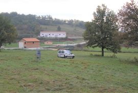 Istra , Katun - okolica Pazina, građevinsko zemljište industrijske namjene 12300m2, Pazin - Okolica, Arazi