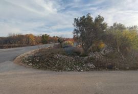 Otok Krk- Vrbnik, građevinski teren 1600m2 sa pogledom na more, Vrbnik, Land