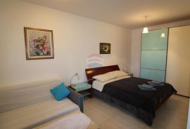 Istra, Rovinj, dvosoban stan, dva studio-apartmana, Rovinj, Daire