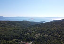 ISTRA, LABIN - Kamena kuća za renovaciju na osami s 27800 m2 okućnice, Labin, House