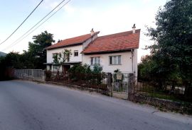 Zagreb, Gornje Vrapče, roh-bau kuća 450 m2 s velikom okućnicom, Zagreb, Famiglia