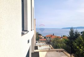 OPATIJA,LOVRAN- luksuzan stan 101,44 m2 m2 sa vlastitim bazenom, okućnicom, parkingom, pogledom na more, Lovran, Appartment