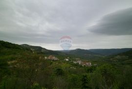 Istra, okolica Motovuna, Kaldir, dvojna kuća s velikim zemljištem, Motovun, Famiglia