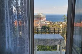 OPATIJA- stan 55 m2, balkon, pogled na more, 350 m od mora, Opatija, Wohnung