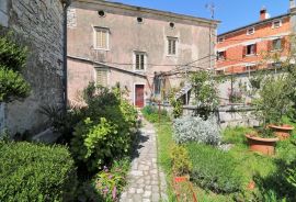 LOVREČ - kuća u nizu, Sveti Lovreč, Casa