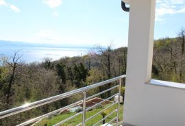 OPATIJA - VEPRINAC - NOVOGRADNJA S POGLEDOM + ZAPOČETA GRADNJA + 6300 m2 ZEMLJIŠTA, Opatija - Okolica, Ev