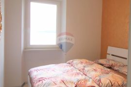 Istra, Rovinj, stan/poslovni prostor 55m2, prvi red do mora! Rijetkost na tržištu, Rovinj, Kвартира