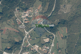 Tinjan - Negrađevinsko zemljište na rubu urbanizacije 5936m2, Tinjan, أرض