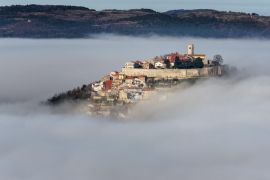 Motovun, kamena kuća s lijepim pogledom, Motovun, Casa