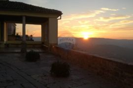 Motovun, kamena kuća s lijepim pogledom, Motovun, Casa