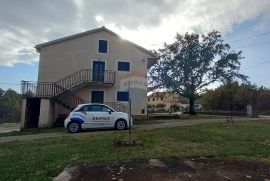 Istra,Juršići, kuća sa potencijalom za obnovu, Svetvinčenat, Casa