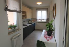 Rovinj,unikatni luksuzni stan 146m2,garaže 88m2, Rovinj, Appartment