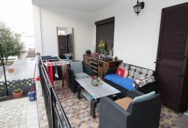 Istra, Poreč - Prekrasan stan u okolici Poreča sa malim apartmanom u vrtu, Poreč, Flat