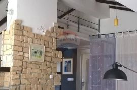 Rovinjsko selo, lijepo uređeni stan na drugom katu kuće, Rovinj, Appartement