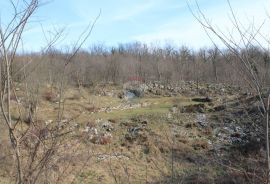 MATULJI - MUČIĆI - GRAĐEVINSKI TEREN 1900 M2 U BLIZINI GLAVNE CESTE, Matulji, Земля