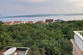 Crikvenica-Dramalj,kuća sa tri stana,konobom i vrtom!, Crikvenica, Haus