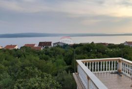 Crikvenica-Dramalj,kuća sa tri stana,konobom i vrtom!, Crikvenica, Haus