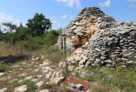 Istra, Vodnjan okolica,kuća na ogromnom imanju, Vodnjan, Casa