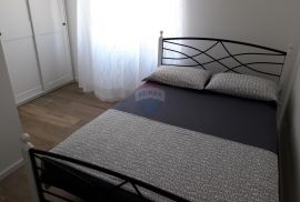 Istra,Fažana,Kuća sa apartmanima 200m od mora, Fažana, بيت