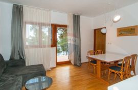 MALI LOŠINJ - VILA SA 10 APARTMANA NA RIJETKOJ I ATRAKTIVNOJ LOKACIJI, Mali Lošinj, Дом