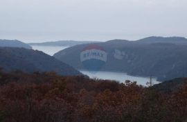 Istra,Jural veliko poljoprivredno zemljište sa mogućnošću gradnje, Kanfanar, Terreno