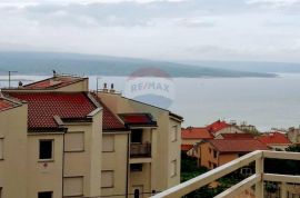 Crikvenica,kuća sa dva stana, garaža, Crikvenica, Casa