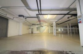 ŠKURINJE, Poslovno- skladišni prostor 1736 m2, Rijeka, Commercial property