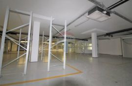 ŠKURINJE, Poslovno- skladišni prostor 1736 m2, Rijeka, Commercial property