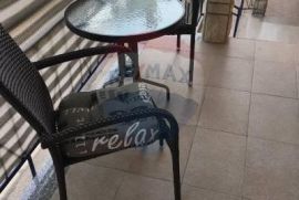 Istra, Umag, apartmanska kuća prvi red do mora, Umag, بيت