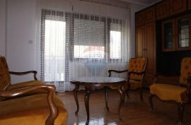 Zagreb, Sesvete, stan 76m2 sa terasom 50m2, Zagreb, Apartamento