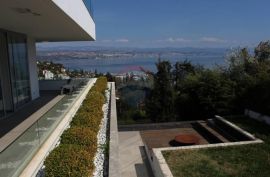 EKSKLUZIVNA VILA NA ODLIČNOJ LOKACIJI, Opatija, Casa