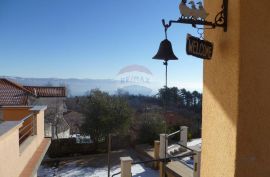 OPATIJA - IČIĆI - SAMOSTOJEĆA KUĆA - 1045 m2 - 6 STANOVA - BAZEN, Opatija - Okolica, Casa