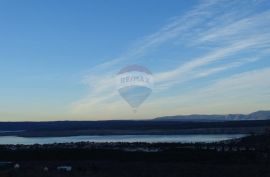 Jadranovo - teren za poslovnu djelatnost, Crikvenica, Zemljište