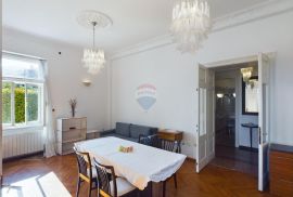 OPATIJA - stan u prizemlju secesijske vile, Opatija, Apartamento