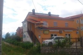 Rijeka,Viškovo,kuća 400m2, sa dva poslovna prostora, novogradnja!!!, Viškovo, House