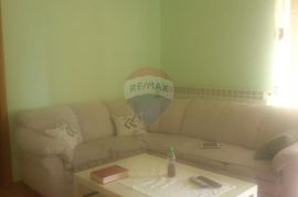 Rijeka,Viškovo,kuća 400m2, sa dva poslovna prostora, novogradnja!!!, Viškovo, House