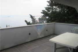 OPATIJA - STAN 240m2 - PARKING - NAJAM, Opatija, Appartment