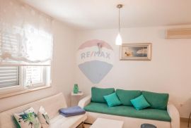 FUNTANA-EKSKLUZIVAN APARTMANSKI OBJEKAT, Vrsar, بيت